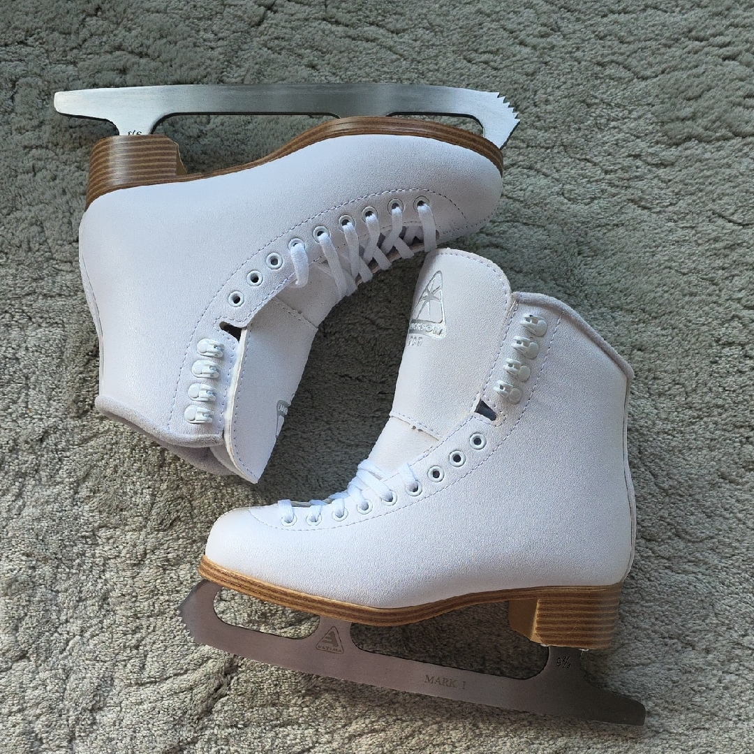 Jackson Classic 200 Women's White Figure Ice Skates